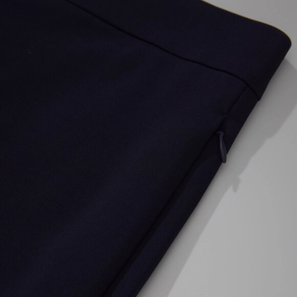 CHICJOC Navy High-Waist Tailored Cropped Pants — in Navy Size 40 - Picture 15 of 16